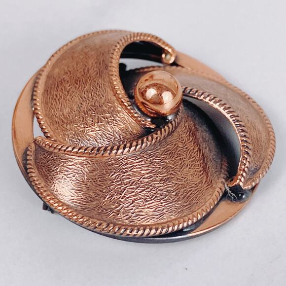 VTG Mid Century Brooch Solid Copper Swirl Black Enamel Back 1950s 1960s - Picture 3 of 7